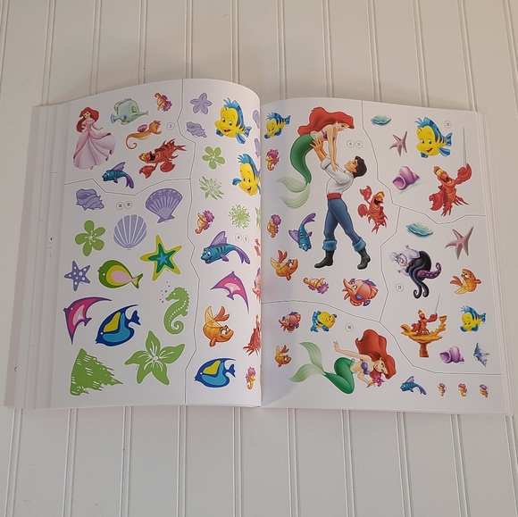 Disney Princess Reusable Sticker Activity Book Treasury - 6 books in 1 by Phidal - Picture 3 of 16